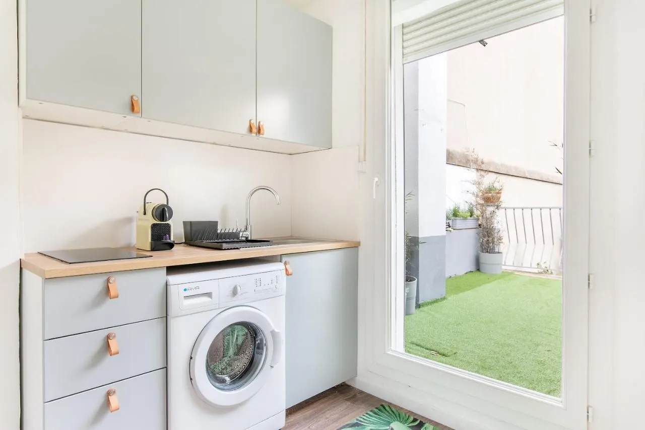 Apartment Studio Blancarde Terrasse Parking Clim Marseille